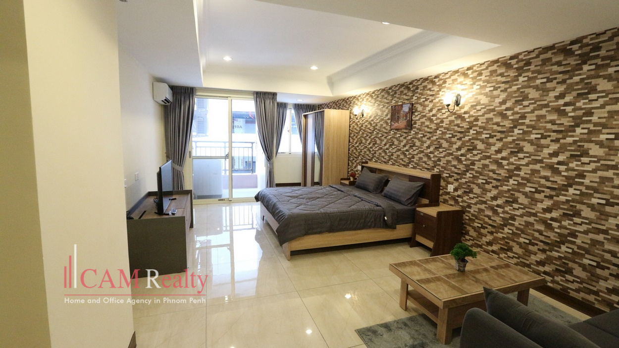 Tonle Basak| 1 bedroom condominium for rent in Phnom Penh| Pool & gym