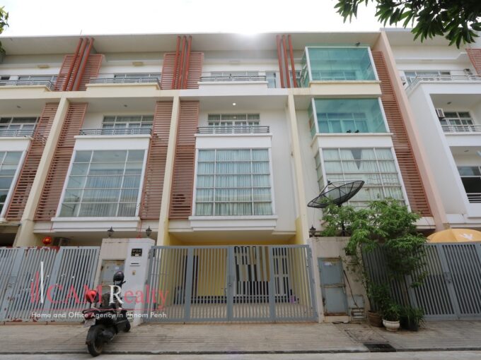4 bedrooms link-house for rent in Diamond Island Phnom Penh-VL3069168