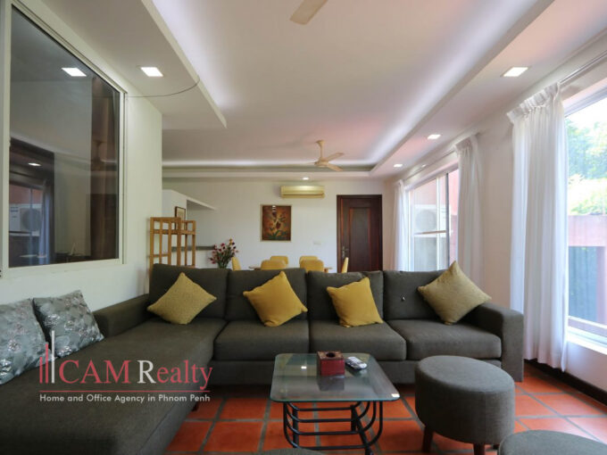 4 bedrooms apartment for rent in Chroy Chongvar - Phnom Penh - N1565168