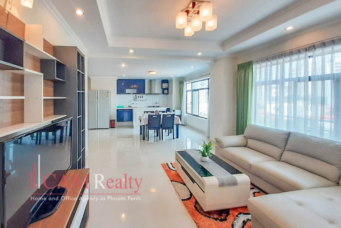 BKK1 area| 3 bedrooms‬ serviced apartment for rent in Phnom Penh| Rooftop swimming pool and gym