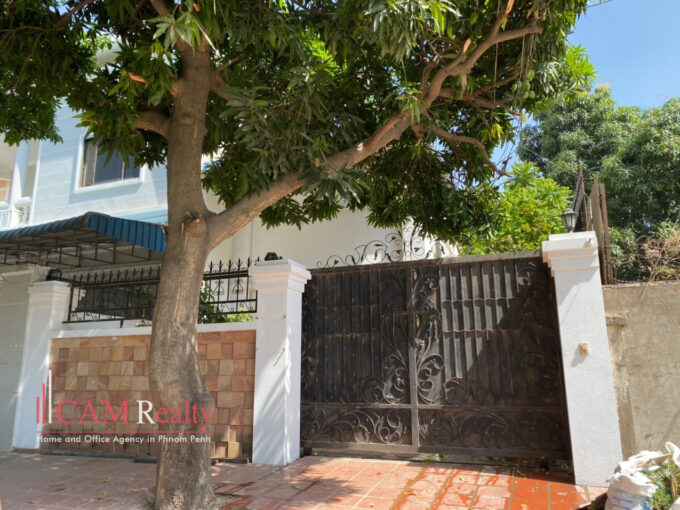 Toul Kork| 3 bedrooms mini villa for rent in Phnom Penh