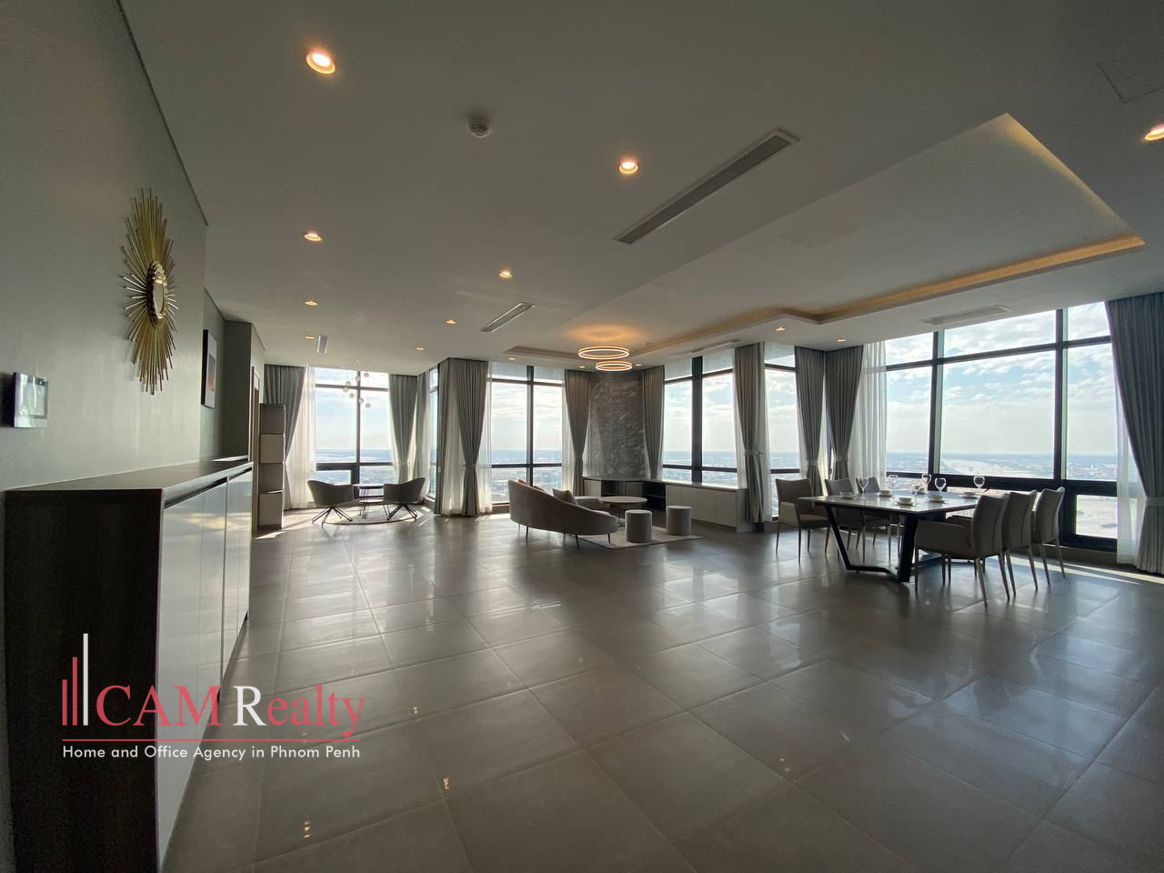 Tonle Basak| Luxurious 3+1 bedrooms serviced condo for rent in Phnom Penh| Swimming pool, fitness club & Sky Bar