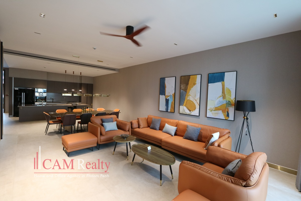 Tuol Kork| Luxurious 4 bedrooms serviced penthouse apartment for rent in Phnom Penh| Swimming pool & Gym