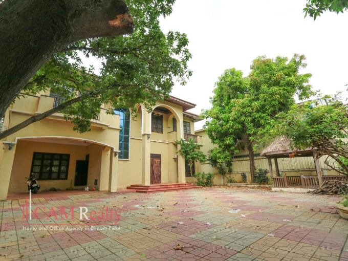 Toul Kork| Spacious 7 bedrooms villa for rent in Phnom Penh