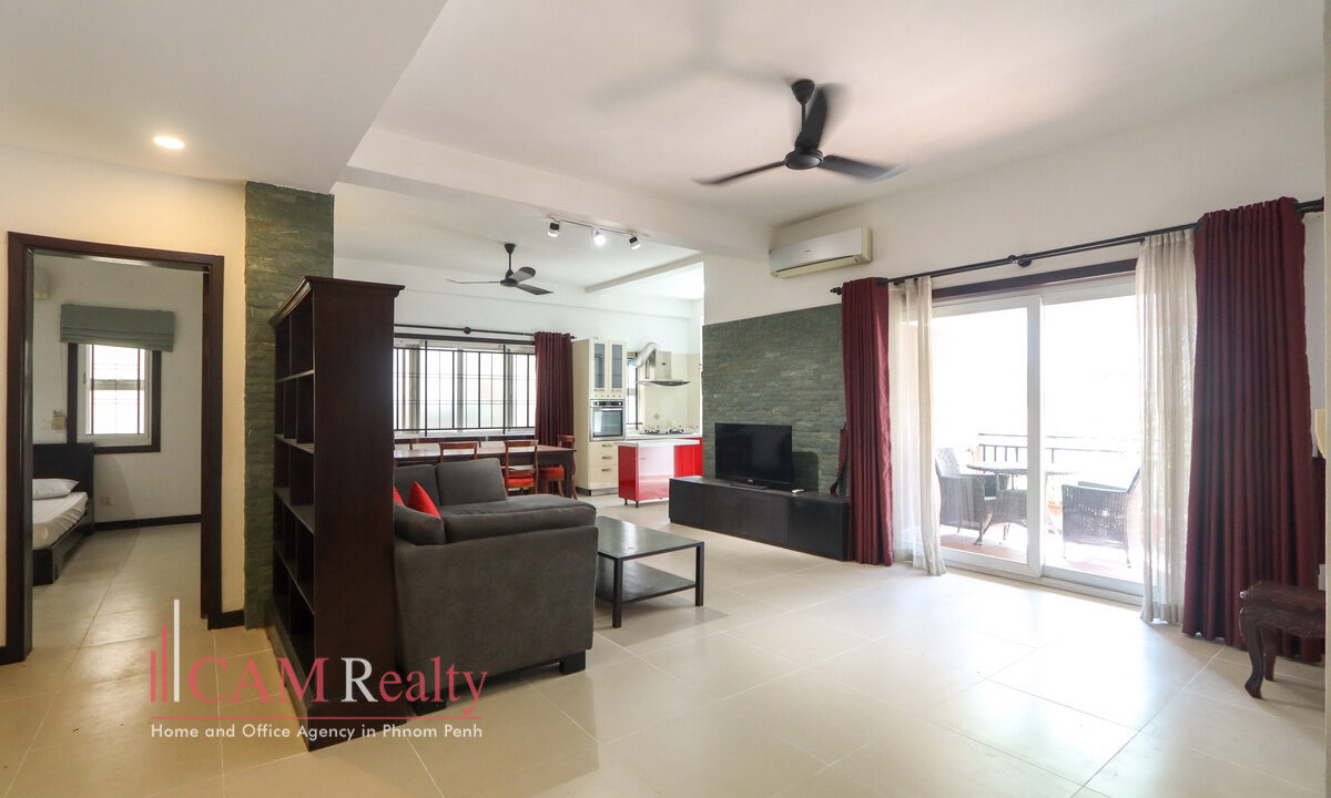 3 bedrooms apartment for rent in Tonle Basak