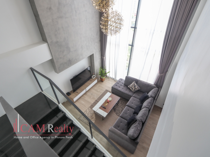 Premium 4 Bedroom Duplex Penthouse For Rent in BKK1