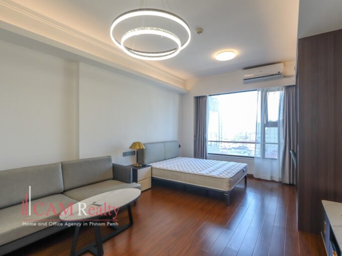 Border BKK1 | Studio condo on 10th floor for rent at Agile Sky Residence