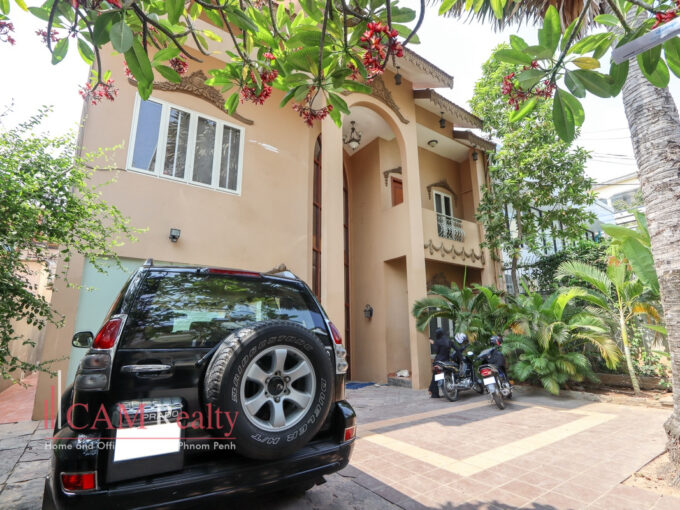 12 bedrooms villa for rent in Toul Kork – Phnom Penh - VL3504168 (1)