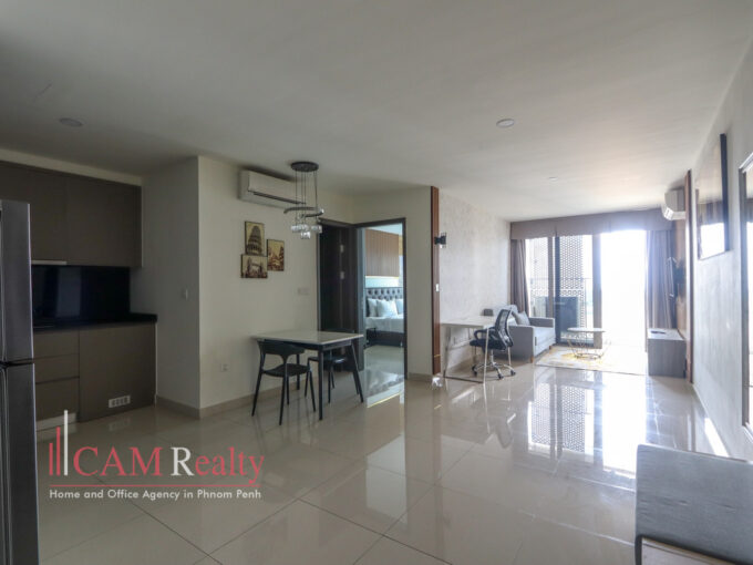 Tonle Basak | 1 Bedroom Condo For Rent in The Peak Residences