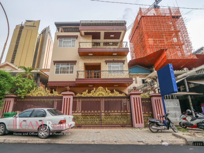 5 Bedroom Villa For Rent in Boeng Prolit, Prampir Makara