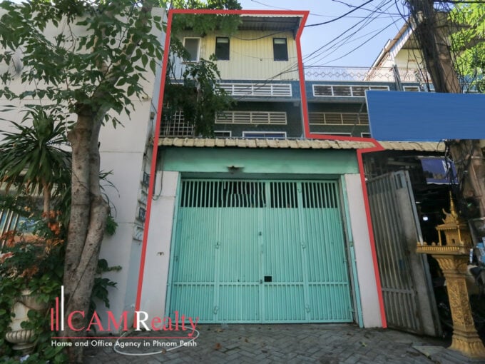 2 Bedroom Shophouse For Rent in Tuol Tumpung (Russian Market)