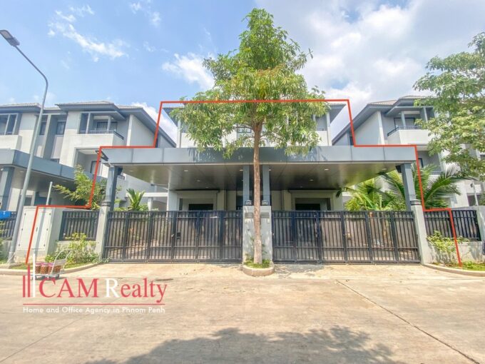 8 Bedrooms Twin Villa For Rent In Chip Mong Land, Park Land 50M