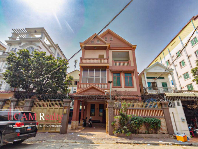6 Bedroom Villa For Rent in Phsar Deaum Thkov