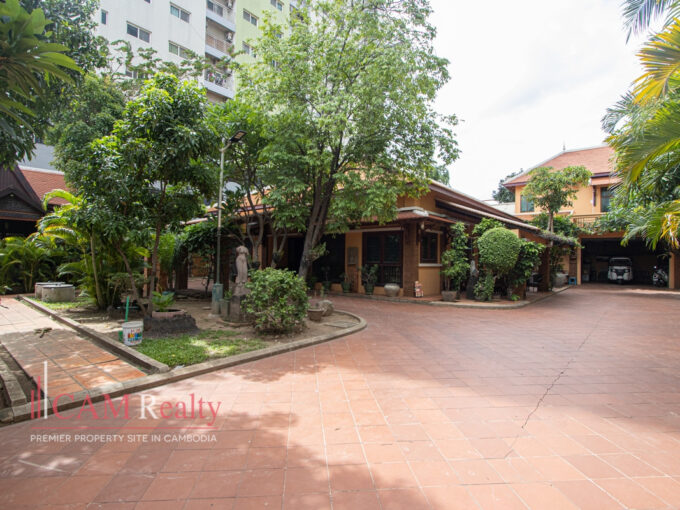 9 Bedroom Villa For Rent in Toul Kork