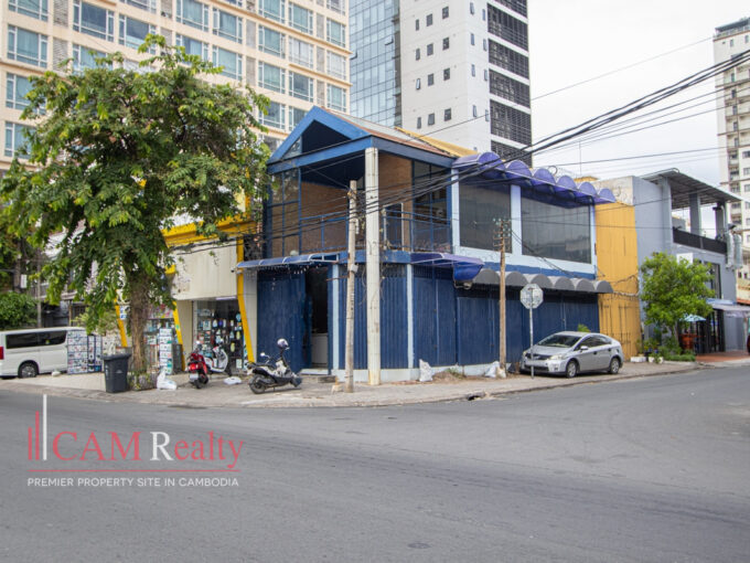 Corner Commercial Space For Rent in Daun Penh