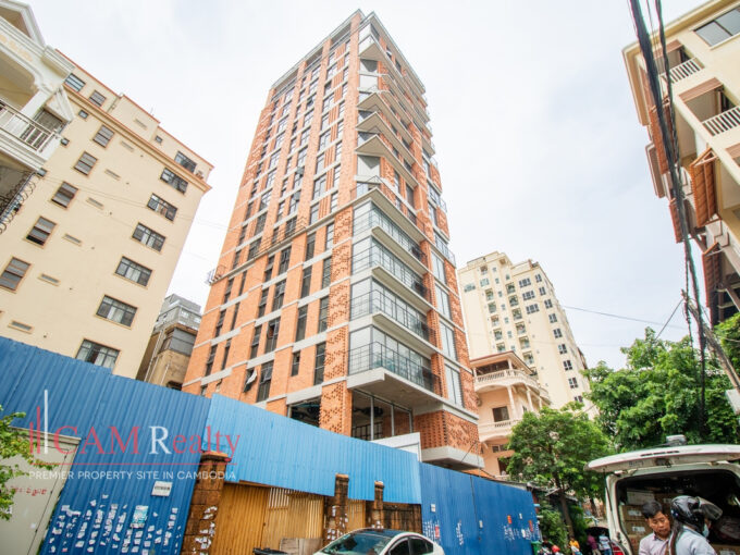 65 Room Hotel Building For Sale in Boeng Prolit