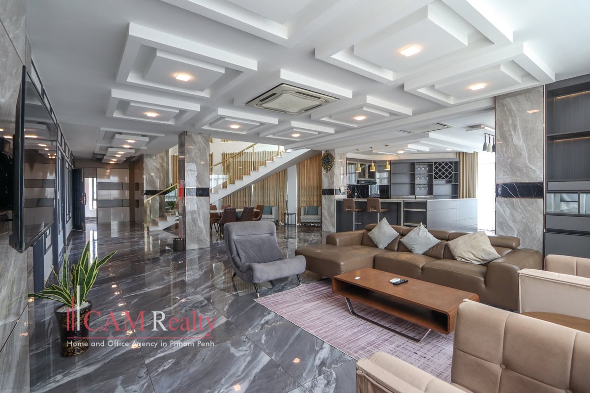 Houzz Tour: An Industrial Penthouse Apartment in a Converted Warehouse - Industrial Compulsory Apartment Penthouse List