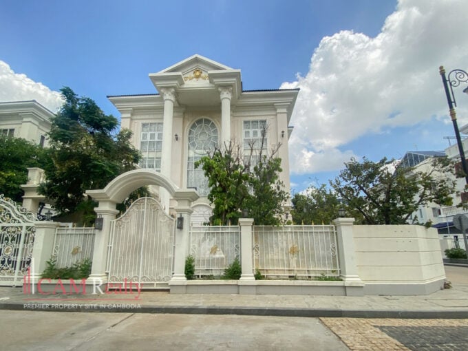 5 Bedrooms Queen Villa For Sale | Borey Mekong Royal By Mekong Land 6A