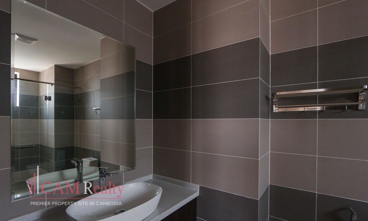Mr. Ko Apartment – Serviced Apartment For Rent in Toul Tumpong