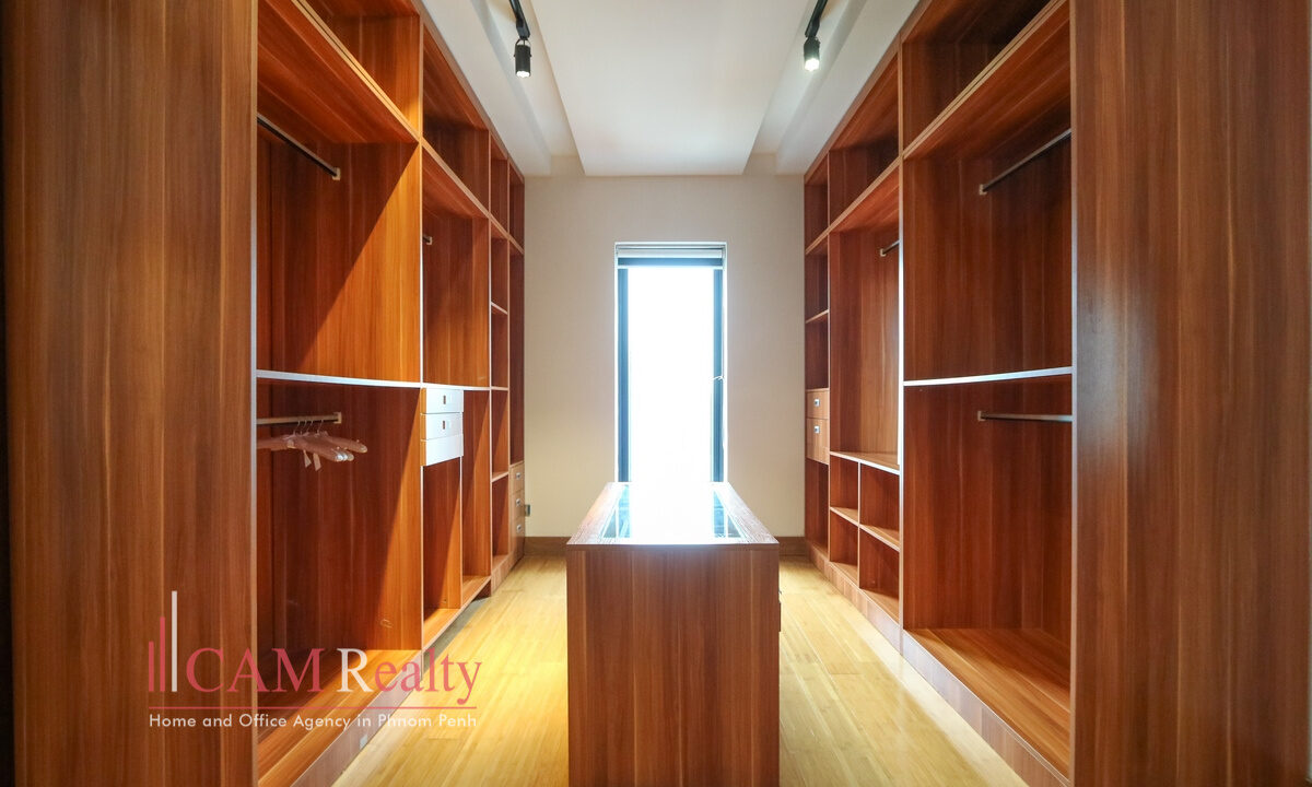 Sophea B Apartment – Serviced Apartment For Rent in BKK1