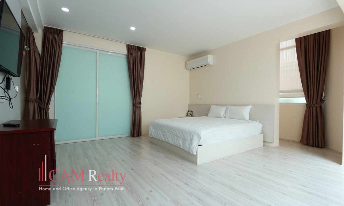 Ratanak Apartment – Serviced Apartment For Rent in BKK1